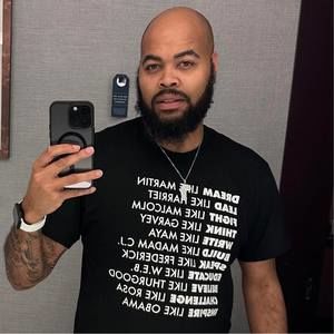 Meet your Posher, Robert